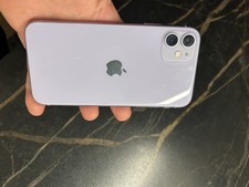 Apple iPhone 11 - 128GB -
